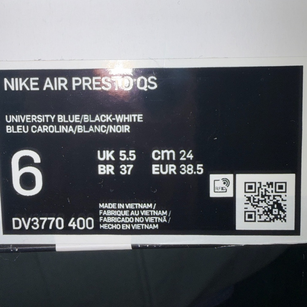 Nike Kids Blue Hello Kitty Sneaker - Picture 6 of 6